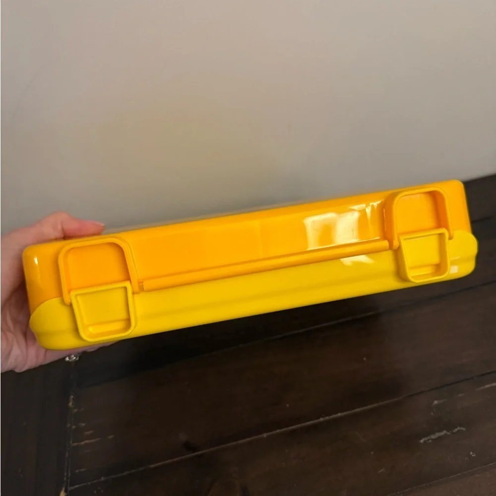 LEGO Yellow Storage Carry Case Organizer w/ Dividers Red Latches